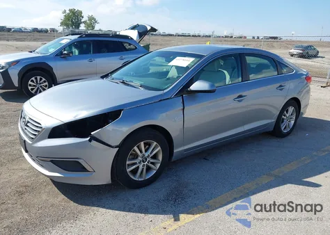 2017 Hyundai Sonata z USA, uszkodzony, nr VIN 5NPE24AF9HH559975